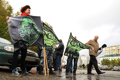 В Сыктывкаре и Ухте автовладельцы протестовали автопробегом против «бензинового беспредела»
