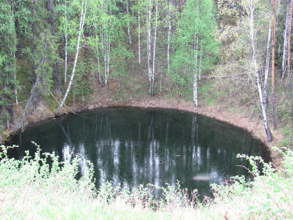 Параськиных озерах. Параськины озера Ухта. Параськины озера Республика Коми Ухта. Черное озеро Параськины озера. Голубое озеро Ухта.