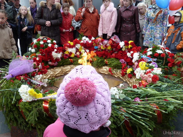 У Вечного огня 9 мая 2011  Ухта