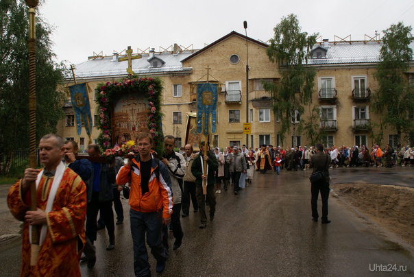 Крестный ход в Ухте 17 июля 2011 Улицы города Ухта
