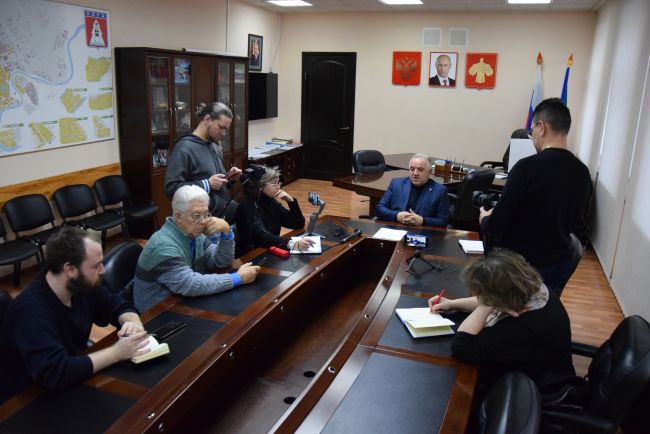ухта Османов ответил на вопросы местных журналистов