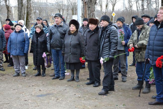 на улице Оплеснина состоялось торжественное открытие памятника ухтинцам – ликвидаторам техногенных катастроф